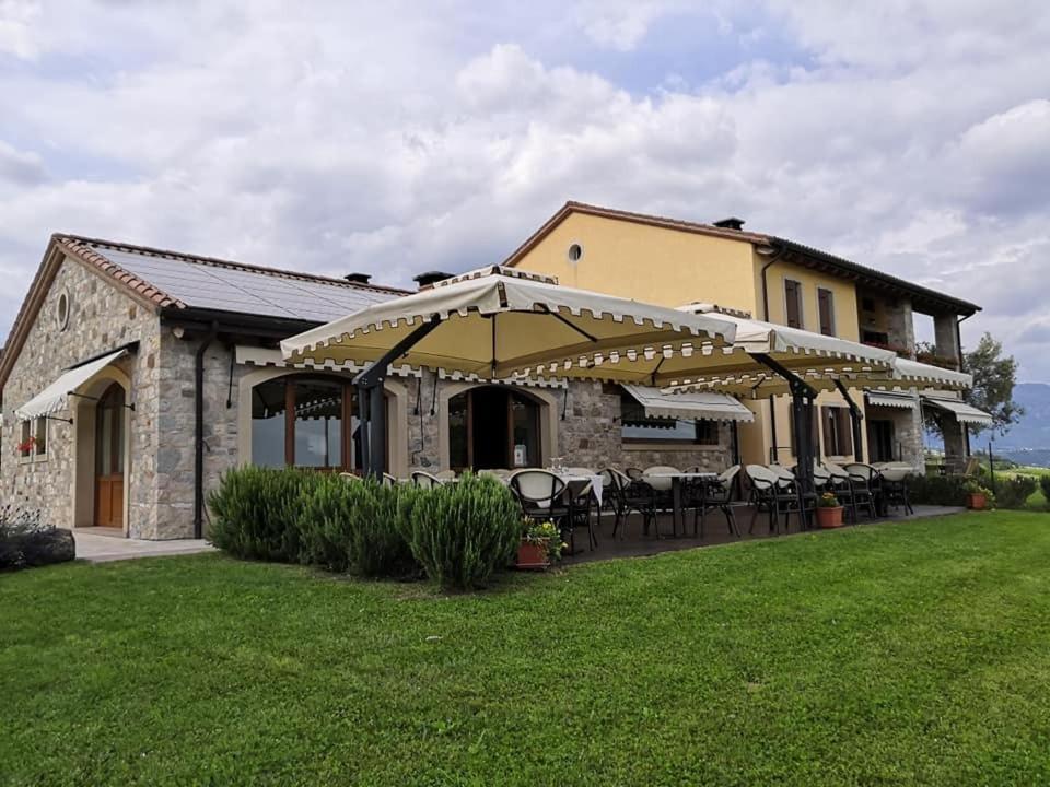 Agriturismo Moro Barel Vittorio Veneto Exterior foto